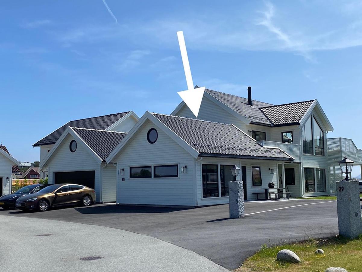 Apartment With Boat Spangereid Exterior photo